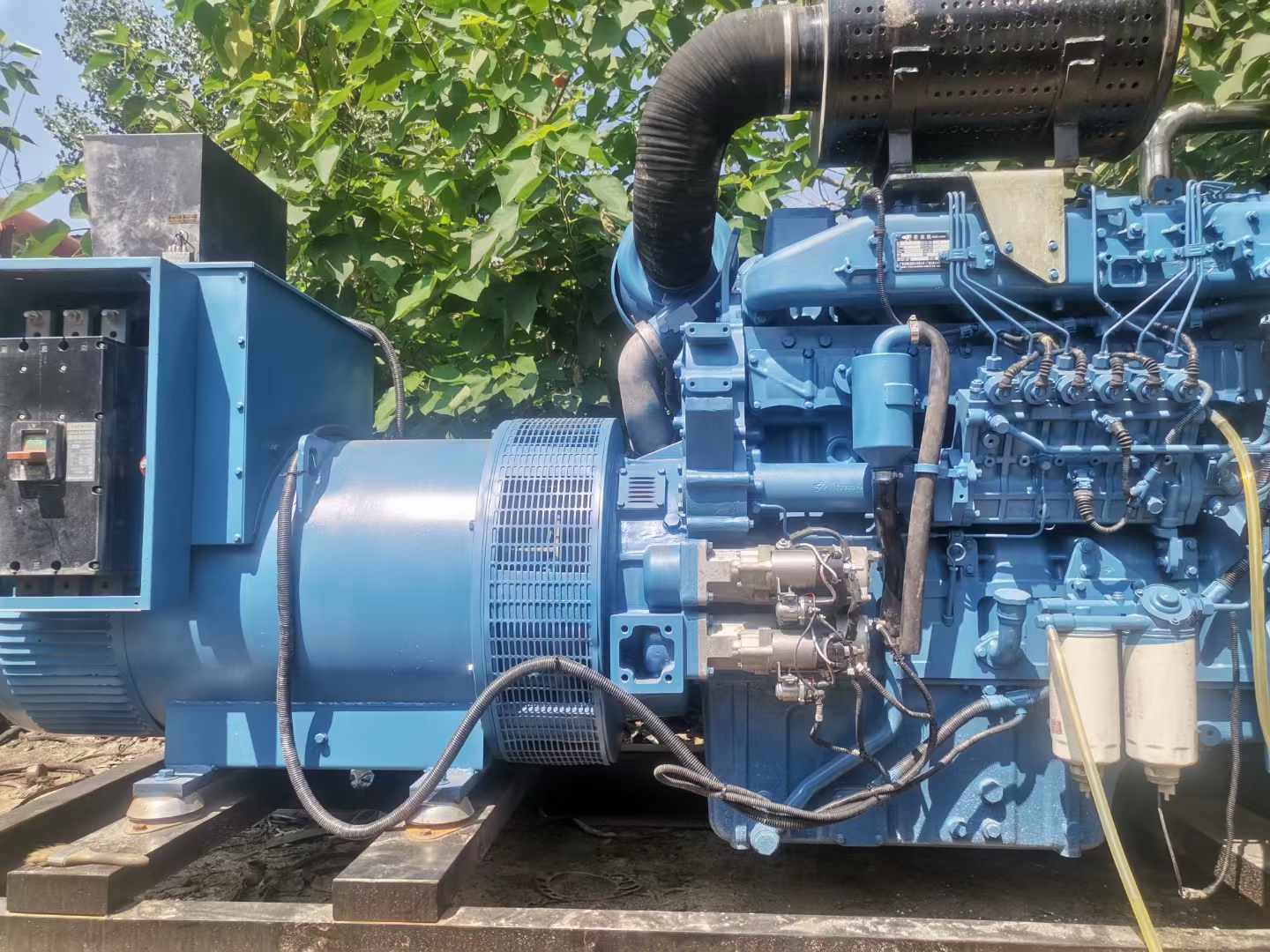 澜沧详细说明降低 800kW 柴油发电机输出电流波动的方法