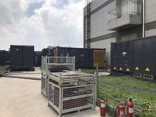 澜沧除了定期检查，还有哪些方法可以及时发现接触式转速表探头的磨损？